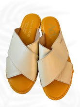 Load image into Gallery viewer, ACT Handmade Leather Espadrille Sandals Spain Beige Platform Slides Size 36
