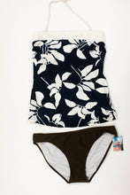 Load image into Gallery viewer, Hapari Bandeau Tankini
